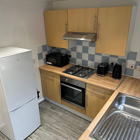 Lovely Two Bedroom Flat Thamesmead  Exterior photo